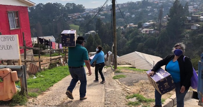 Apoyo social de entrega de cajas "Alimentos para Chile"
